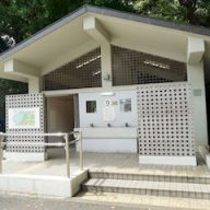 上野公園内トイレ9